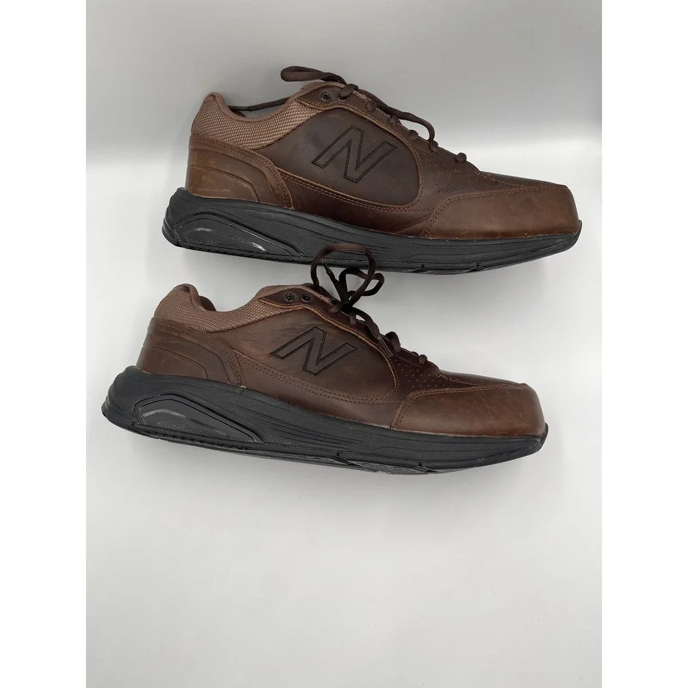 New Balance mens leather
